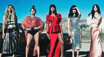 Capa do álbum 7/27, do Fifth Harmony - Syco Music