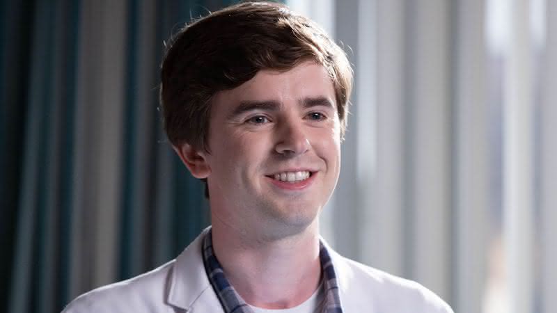 Freddie Highmore como o Dr. Shaun Murphy em The Good Doctor - ABC