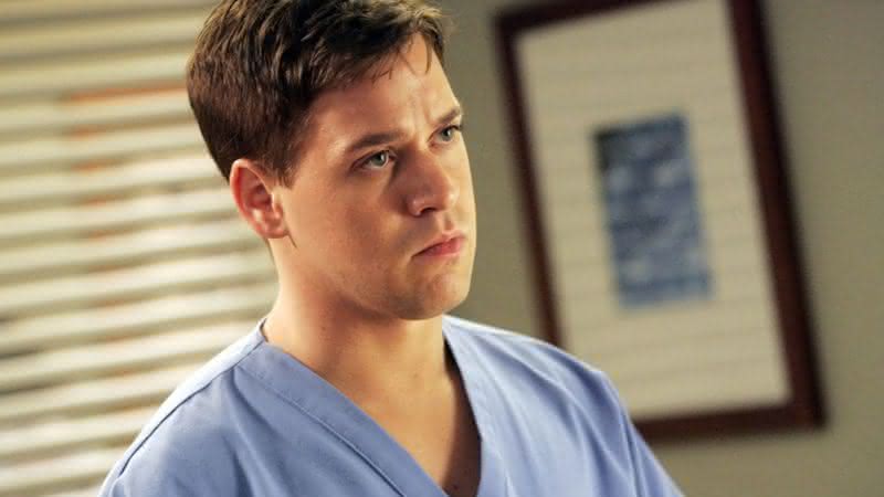 T.R. Knight em Grey's Anatomy - ABC