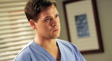 T.R. Knight em Grey's Anatomy - ABC