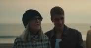 Diane Keaton e Justin Bieber são mãe e filho no clipe - (Reprodução/YouTube)