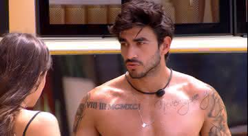 Guilherme em conversa com Mari na casa do BBB20 - Globoplay