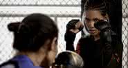 Halle Berry em seu treinamento para o filme Bruised - Instagram