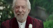 Presidente Snow (Donald Sutherland) em cena de Jogos Vorazes - Lionsgate