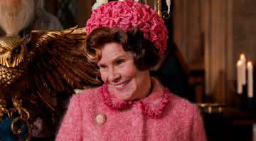 Imelda Staunton como Dolores Umbridge - Warner Bros.