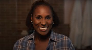 Issa Rae é a protagonista da série - (Reprodução/HBO)