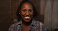 Issa Rae é a protagonista da série - (Reprodução/HBO)