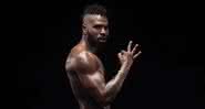 Jason Derulo no clipe de Naked - YouTube