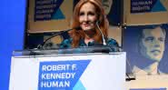 Em suas redes sociais, J. K. Rowling revelou que recebe ameaças após casos de transfobia - Crédito: Bennett Raglin/Getty Images for for Robert F. Kennedy Human Rights