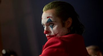 Joaquin Phoenix em cena de Coringa - Divulgação/Warner Bros.