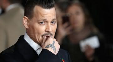 Johnny Depp na estreia de O Assassinato no Expresso do Oriente em Londres, na Inglaterra - John Phillips/Getty Imagens