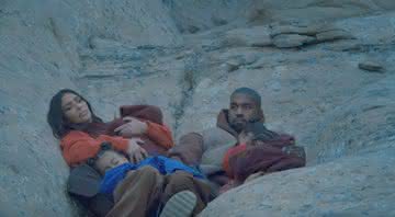 Cena do clipe Closed On Sunday, do Kanye West - YouTube