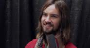 Kevin Parker, vocalista do Tame Impala - YouTube