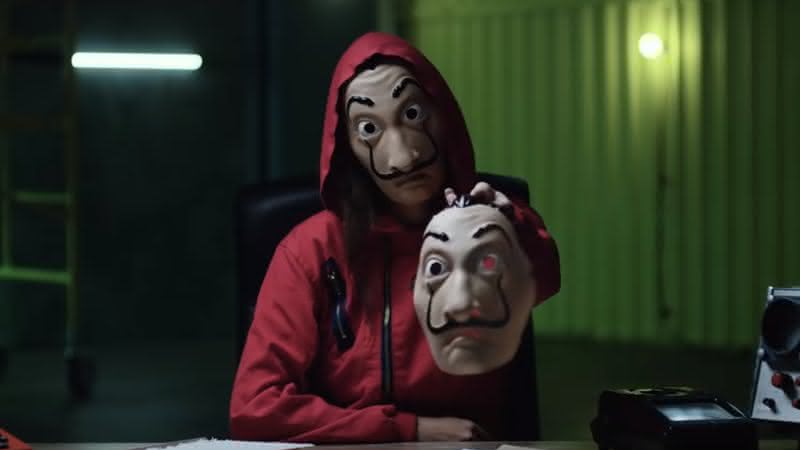 Cena de divulgação do La Casa de Papel Experience - Youtube