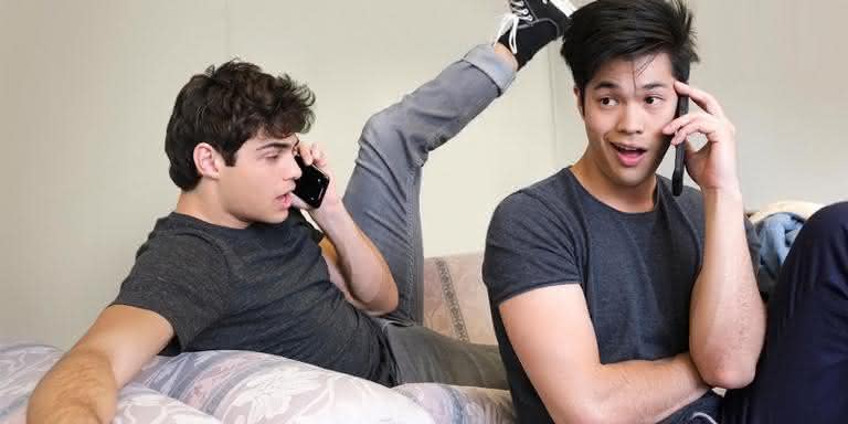 Noah Centineo e Ross Butler na primeira foto juntos em 'Para Todos os Garotos Que Já Amei 2' - Reprodução/Netflix