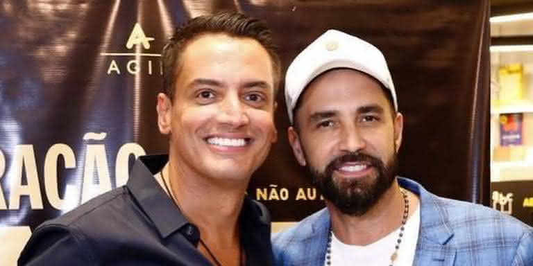 Leo Dias e Latino - Reprodução/Instagram