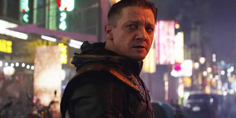 Jeremy Renner vai retornar ao papel de Clint Barton na série - Youtube