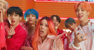 Cantora Halsey com a boyband coreana BTS no clipe de 'Boy With Luv' - Reprodução