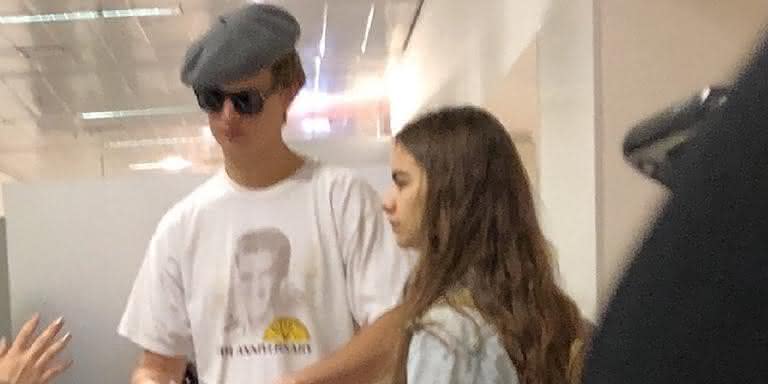 Ansel Elgort chegando em São Paulo. - Reprodução/Twitter