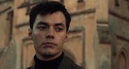 Jack Bannon como Alfred, o mordomo do Batman. - Reprodução/EPIX