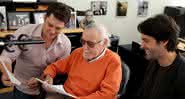 Stan Lee gravando a série 'Stan Lee's Alliances: A Trick of Light'. - Divulgação/Audible