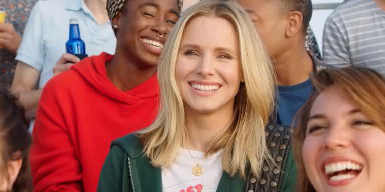 Kristen Bell em Veronica Mars: série adolescente rendeu à atriz o papel em Gossip Girl - Divulgação/Hulu