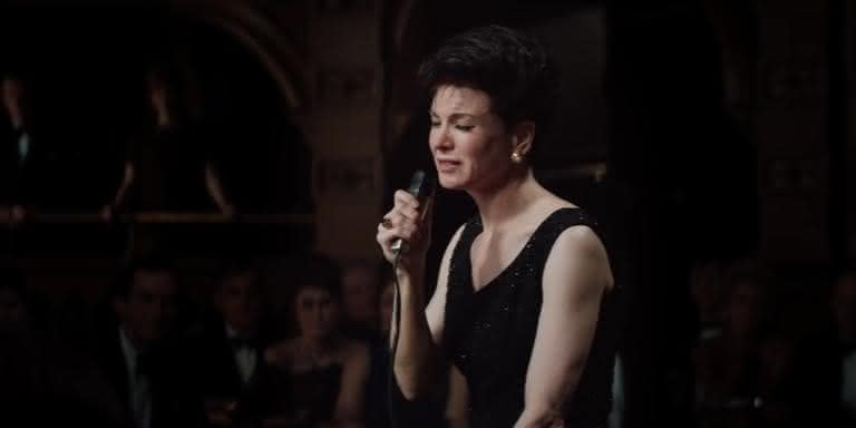 Reneé Zellweger como Judy Garland em cinebiografia - Reprodução/YouTube