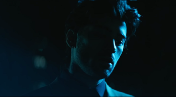 Zayn no clipe de 'A Whole New World', música que gravou para o live-action de 'Aladdin'. - Reprodução/YouTube