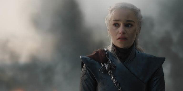 Emilia Clarke como Daenerys em cena da temporada final de 'Game of Thrones' - Divulgação/HBO