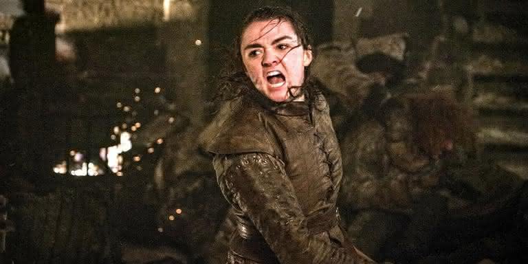 Arya (Maisie Williams) em sua luta na Batalha de Winterfell em 'Game of Thrones' - Divulgação/HBO