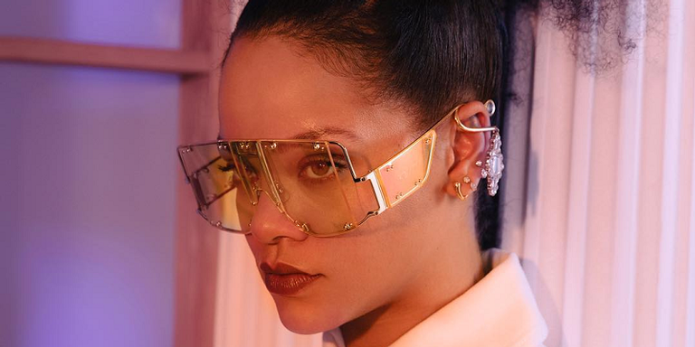 Rihanna usando sua grife Fenty. - Reprodução/Instagram