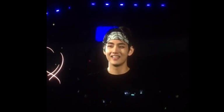 Taehyung (V ou Mr. Lindo) no show do BTS em São Paulo. - Reprodução/YouTube