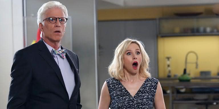 Ted Danson e Kristen Bell em 'The Good Place'. - Divulgação/NBC