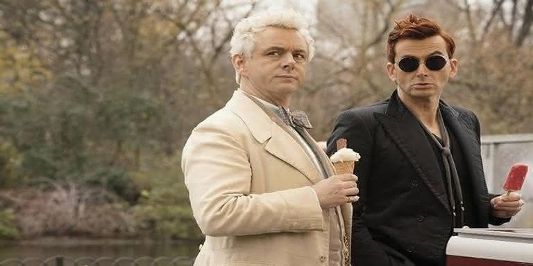 Michael Sheen e David Tennant em 'Good Omens'. - Reprodução/Amazon Prime