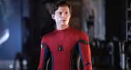 Tom Holland como Peter Parker em 'Homem-Aranha: Longe de Casa' - Reprodução/Sony Pictures