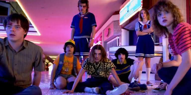 O Starcourt Mall, de 'Stranger Things', funciona como um shopping real fora das telas - Reprodução/Netflix