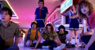 O Starcourt Mall, de 'Stranger Things', funciona como um shopping real fora das telas - Reprodução/Netflix