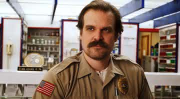 David Harbour, o Jim Hopper de 'Stranger Things', está bem misterioso em seu Instagram  - Reprodução/Netflix