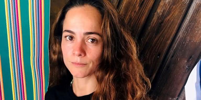 A atriz brasileira Alice Braga nos bastidores da nova série da HBO, 'We Are Who We Are' - Luca Guadagnino/HBO