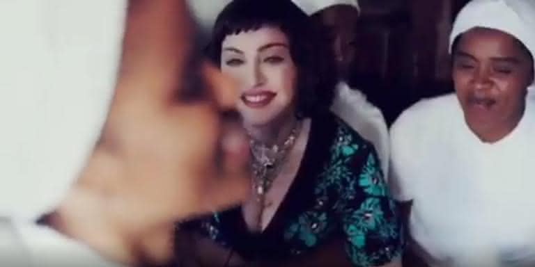 Madonna com a Orquestra Batukadeiras no clipe de 'Batuka' - Reprodução/Instagram