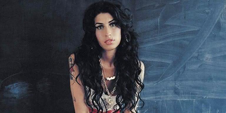 Morte de Amy Winehouse completa oito anos - Reprodução/Island Records