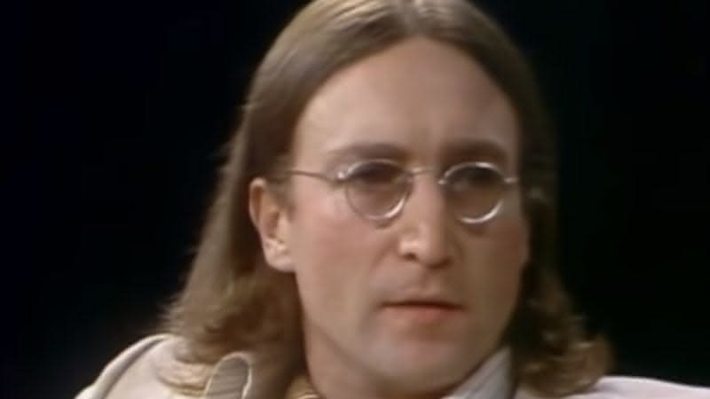 John Lennon durante uma entrevista para o programa The Tomorrow Sow - YouTube