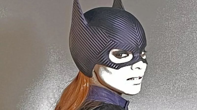 Leslie Grace quebra silêncio após cancelamento de "Batgirl" e agradece os fãs - Reprodução/Instagram