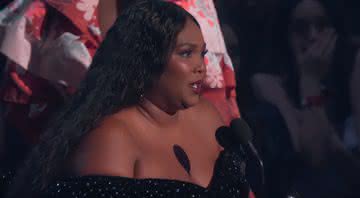 Lizzo durante a cerimônia de premiação do Grammy 2020 - YouTube