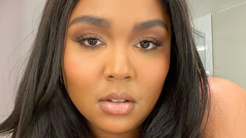 Lizzo em publicação nas redes sociais - Instagram