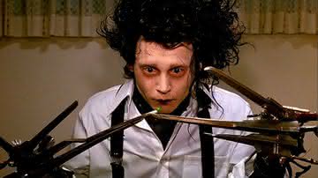 Luva usada por Johnny Depp em "Edward Mãos de Tesoura" é leiloada pelo dobro do valor esperado - Divulgação/20th Century Studios