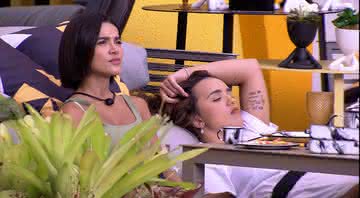 Manu Gavassi e Rafa Kalimann em conversa no Big Brother Brasil 20 - Gshow