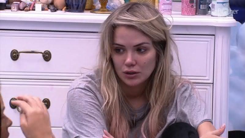 Marcela conversa com Ivy - Globo