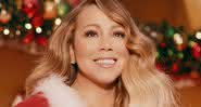 Mariah Carey no clipe de All I Want For Christmas Is You - YouTube