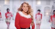 Mariah Carey em novo clipe de All I Want For Christmas Is You - YouTube